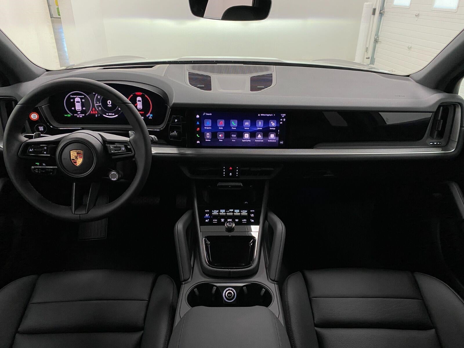 2026 Porsche Cayenne AWD
