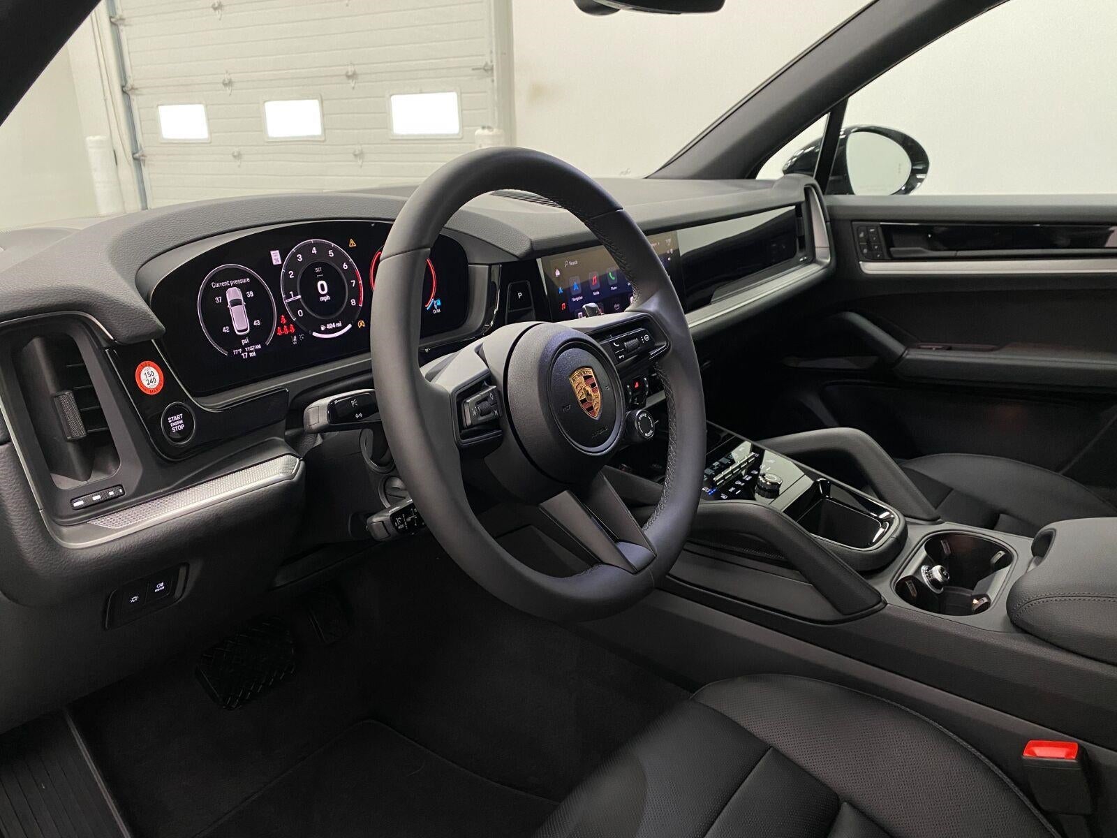 2026 Porsche Cayenne AWD