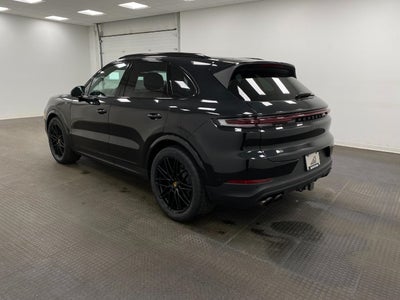 2024 Porsche Cayenne AWD