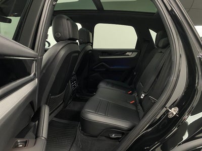 2024 Porsche Cayenne AWD