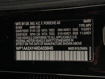 2024 Porsche Cayenne AWD