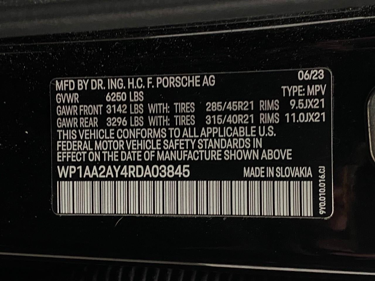 2024 Porsche Cayenne AWD