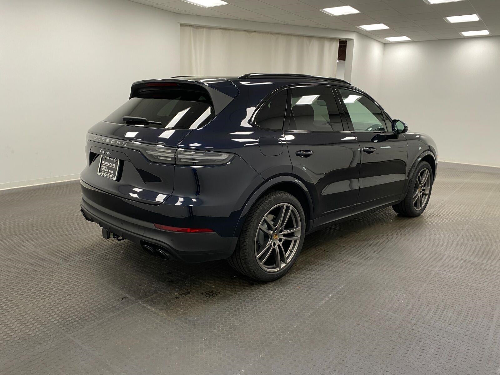 2023 Porsche Cayenne Platinum Edition