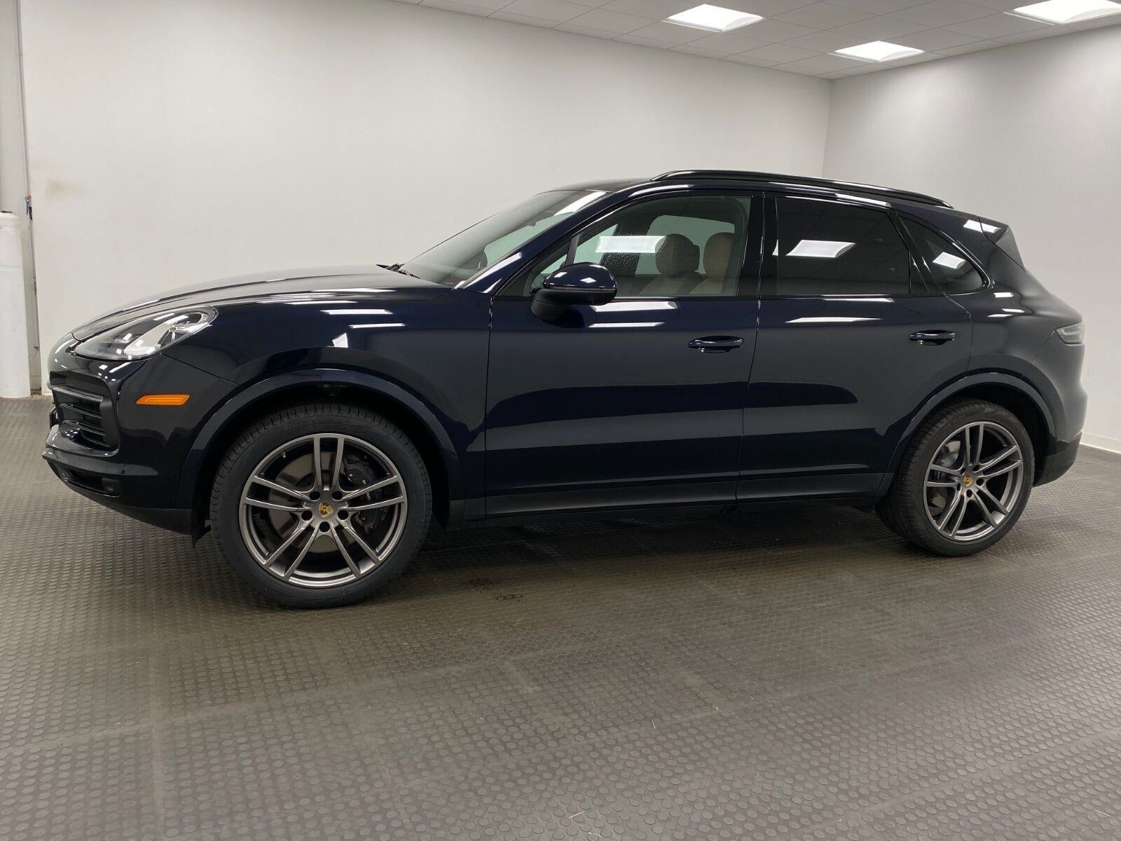 2023 Porsche Cayenne Platinum Edition
