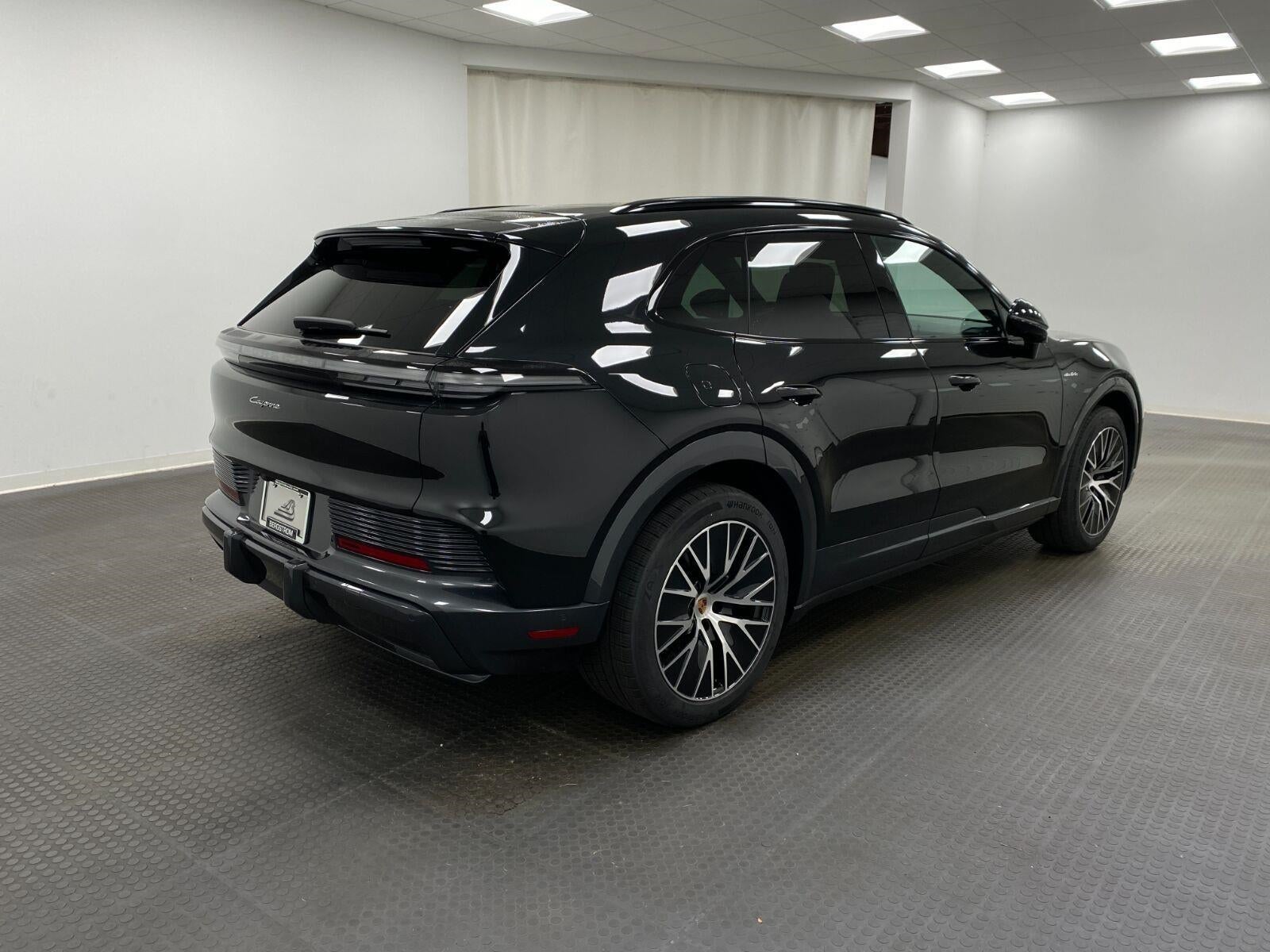 2026 Porsche Cayenne Base - Photo 9