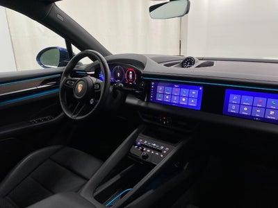 2024 Porsche Macan Electric 4