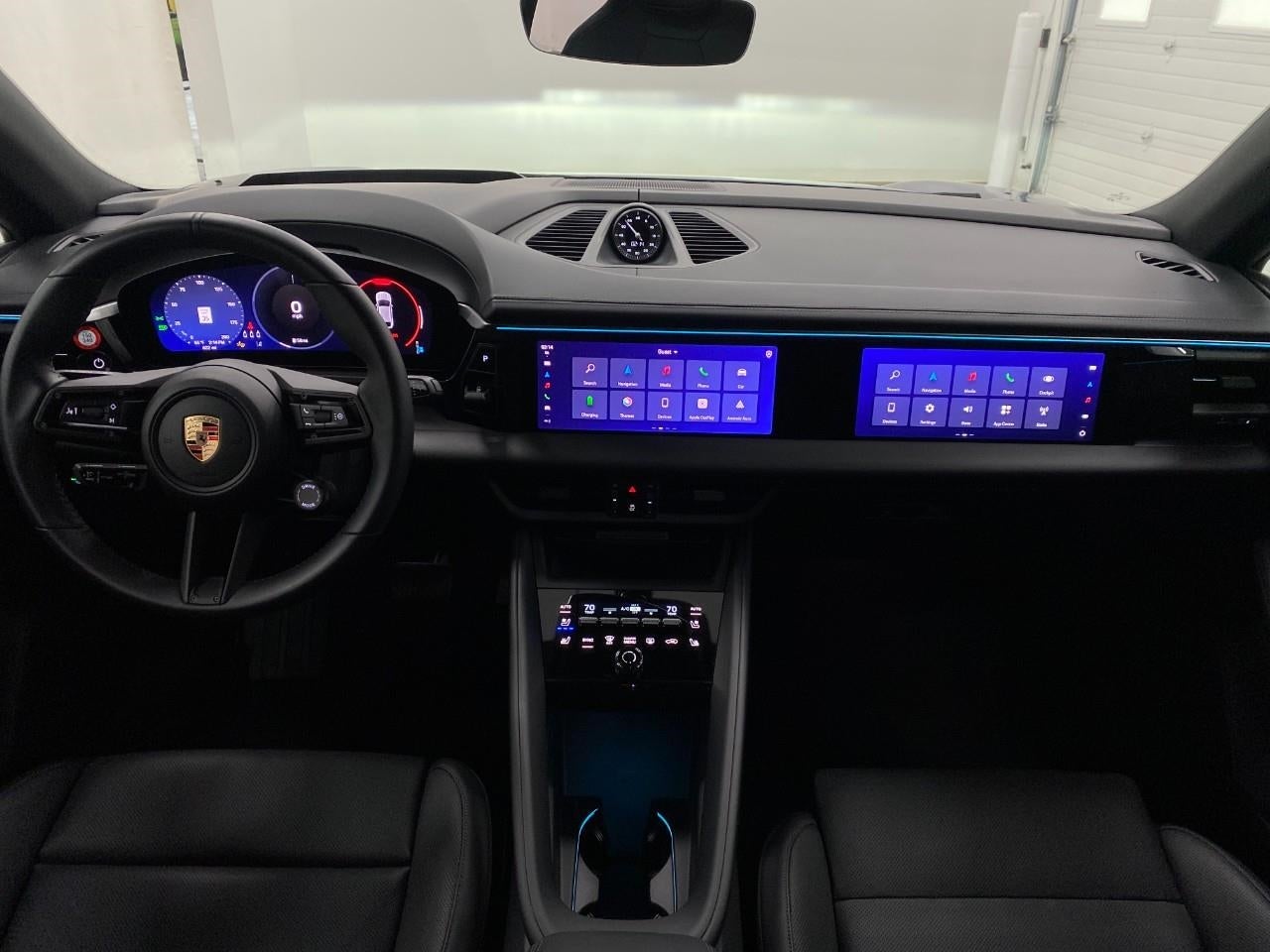 2024 Porsche Macan Electric 4