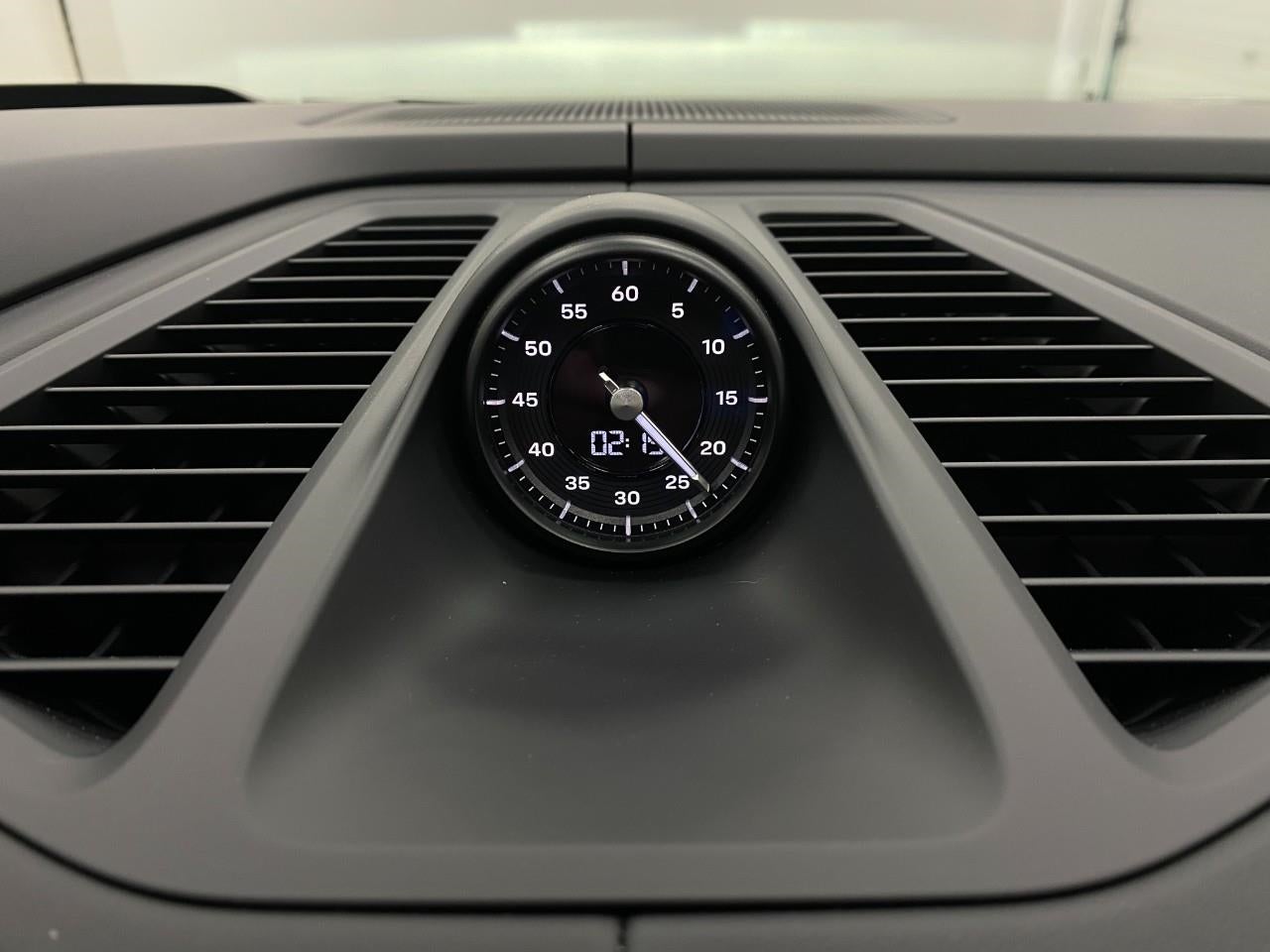 2024 Porsche Macan Electric 4