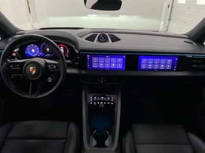 2024 Porsche Macan Electric 4