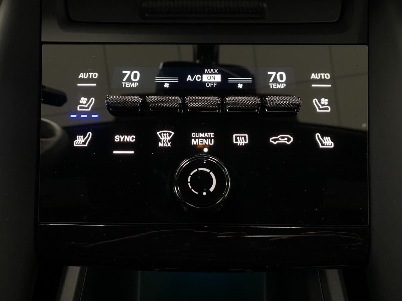 2024 Porsche Macan Electric 4