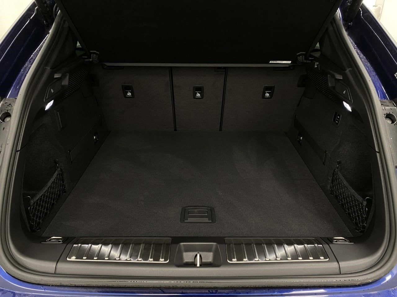 2024 Porsche Macan Electric 4