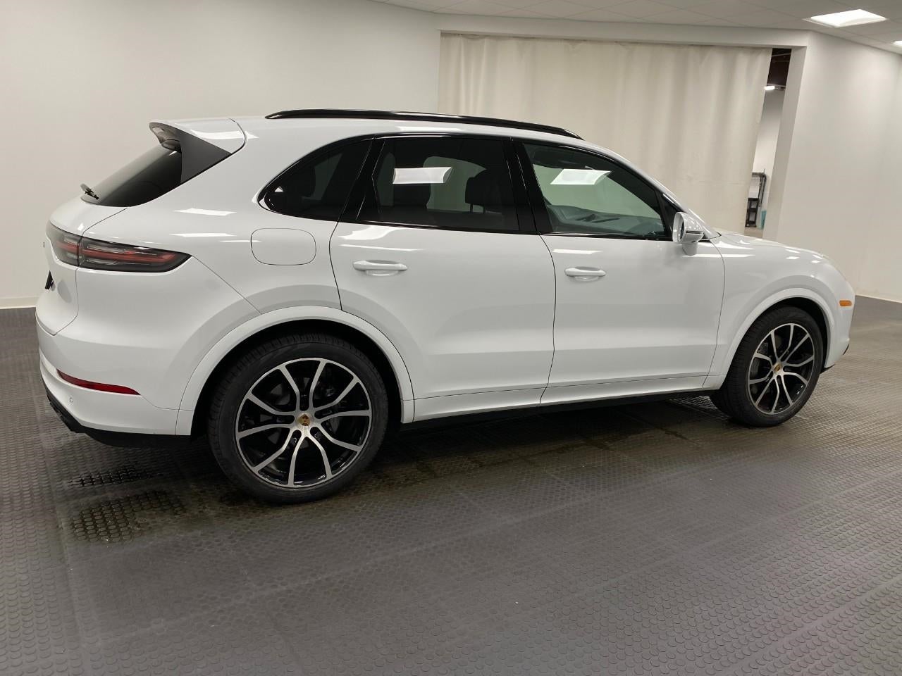 2023 Porsche Cayenne S