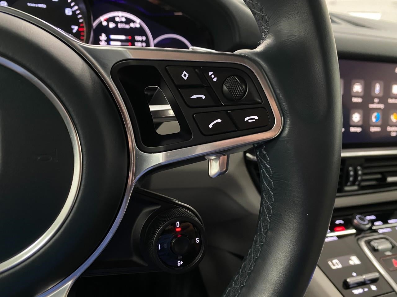 2023 Porsche Cayenne S