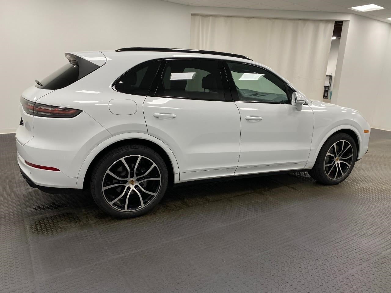 2023 Porsche Cayenne S