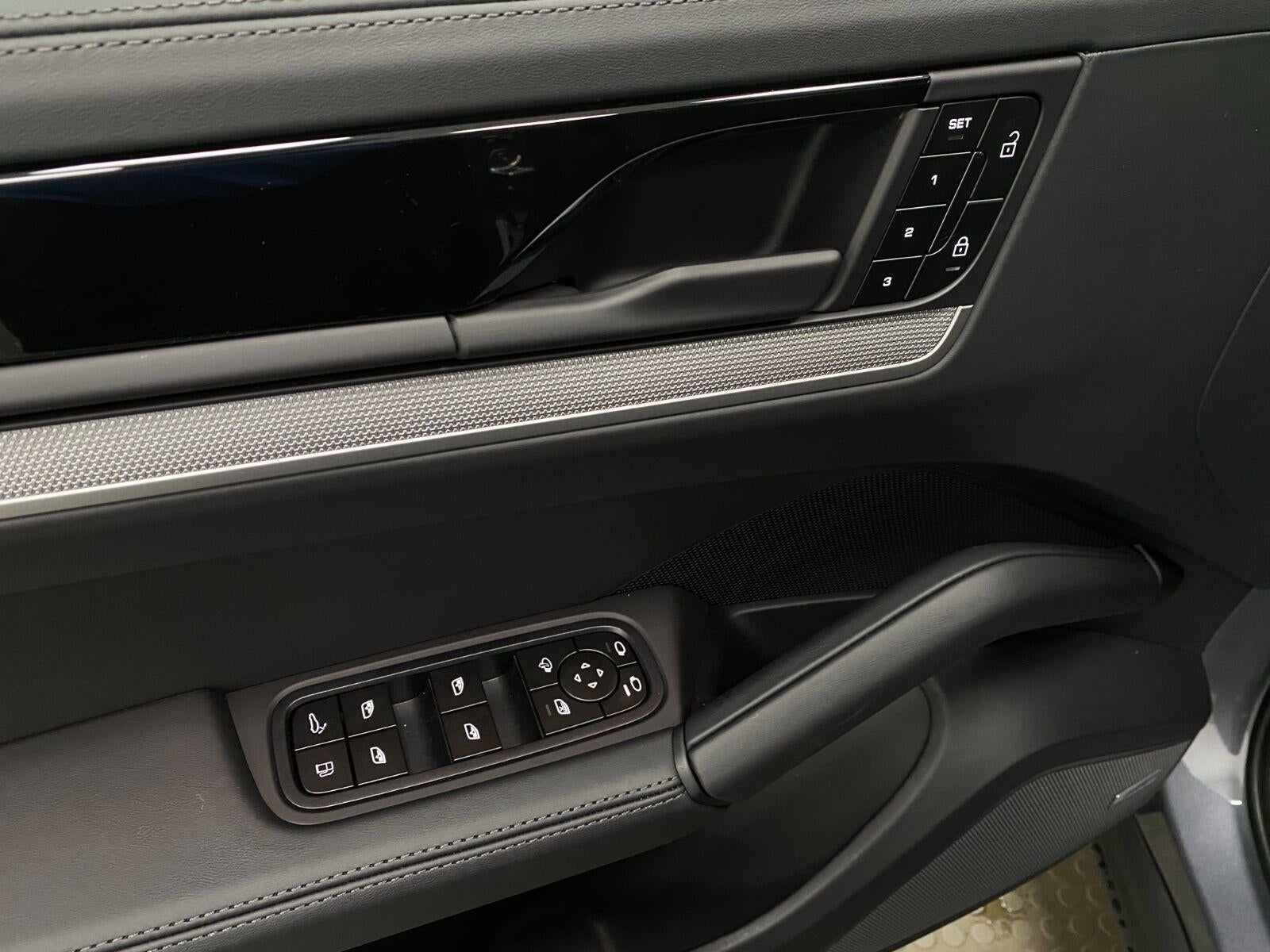 2026 Porsche Cayenne E-Hybrid