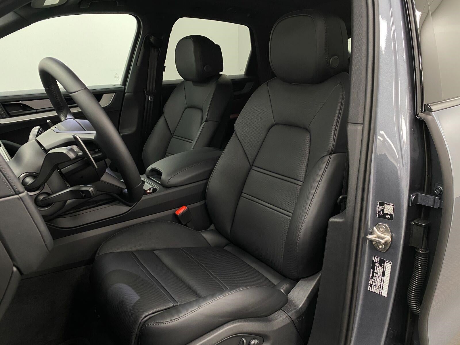 2026 Porsche Cayenne E-Hybrid