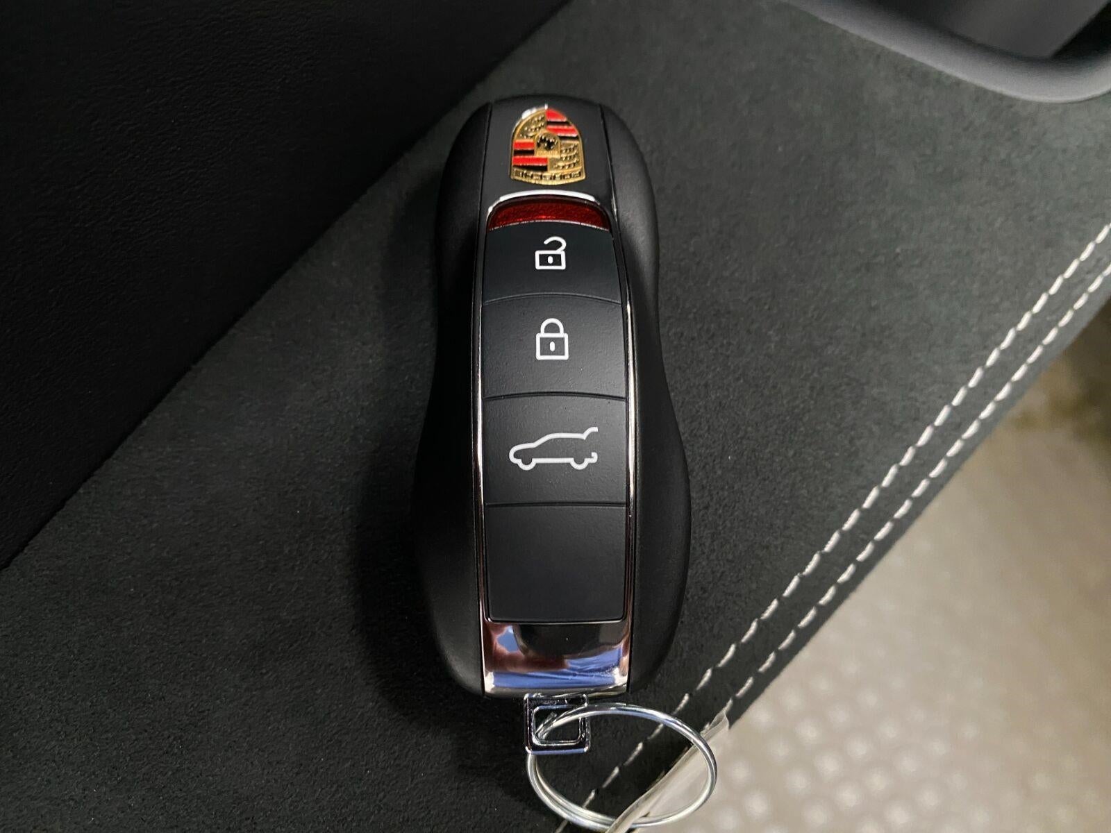 2026 Porsche Macan GTS