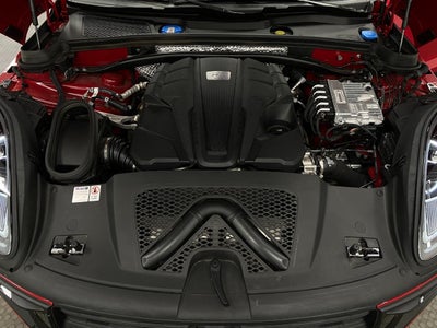 2024 Porsche Macan GTS