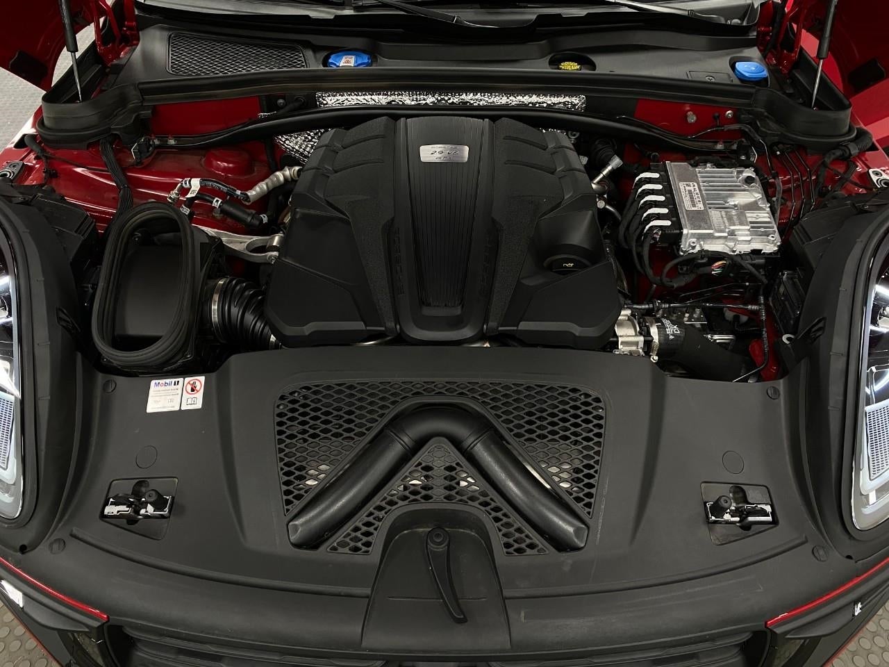 2024 Porsche Macan GTS