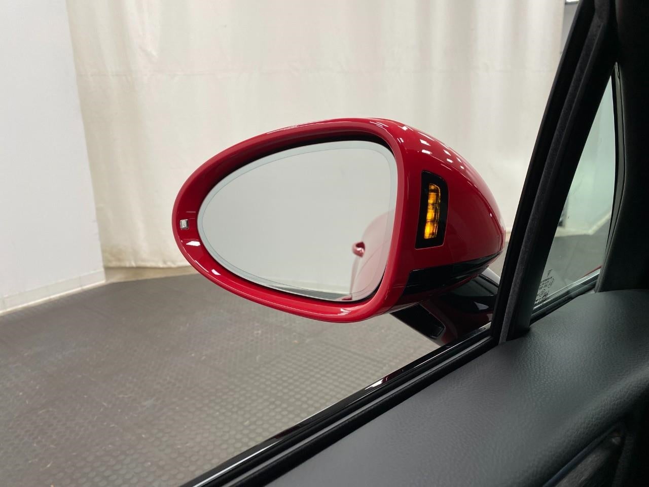 2024 Porsche Macan GTS