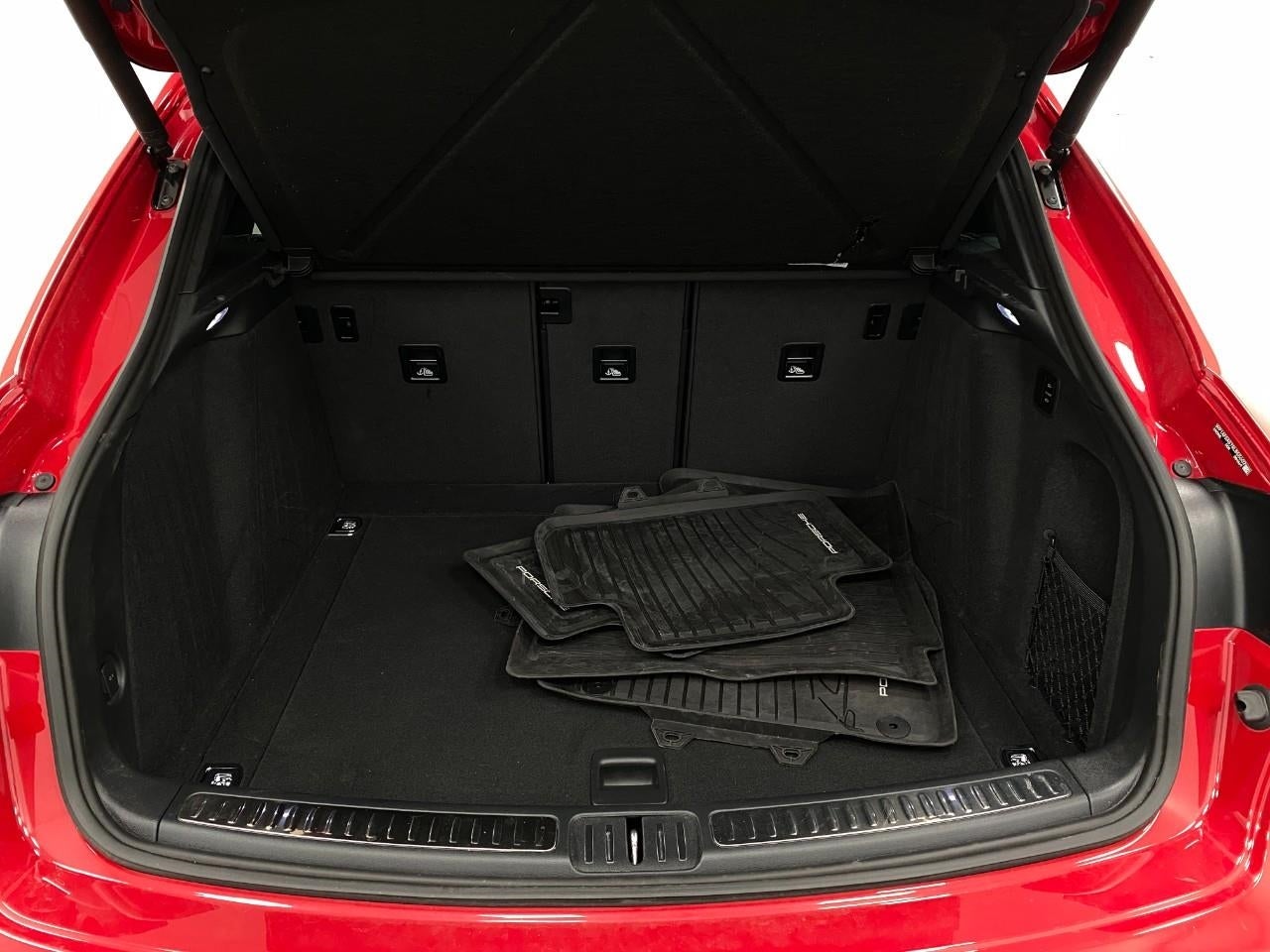 2024 Porsche Macan GTS