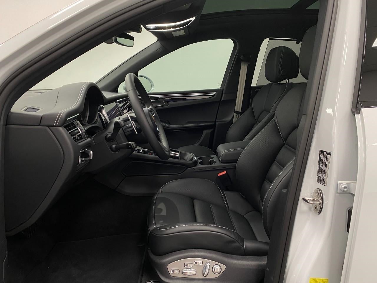 2026 Porsche Macan S - Photo 70