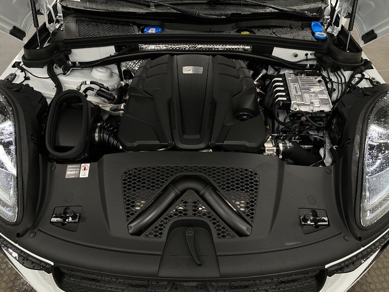 2026 Porsche Macan S