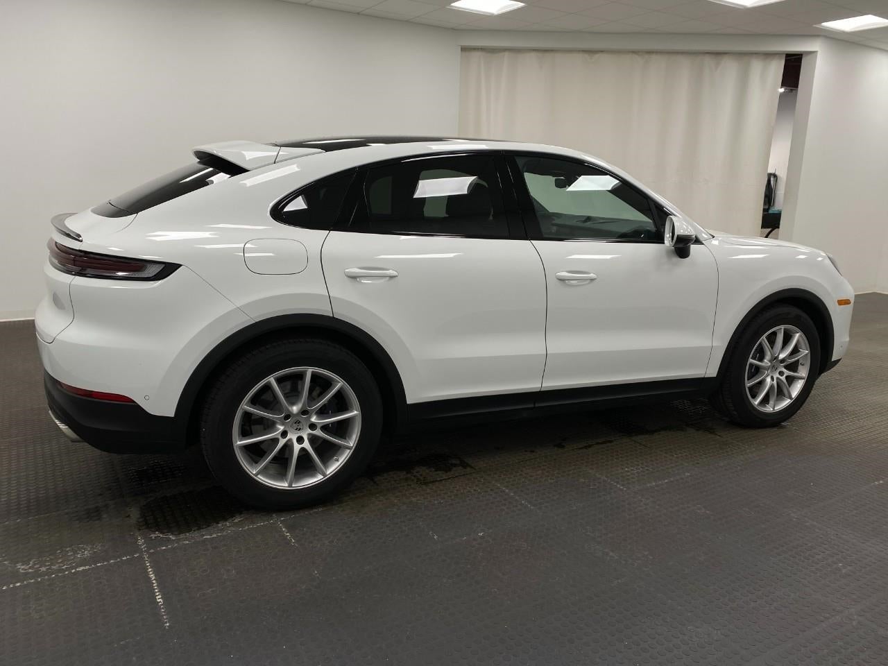 2026 Porsche Cayenne Coupe AWD