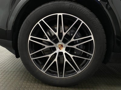 2026 Porsche Cayenne Coupe AWD