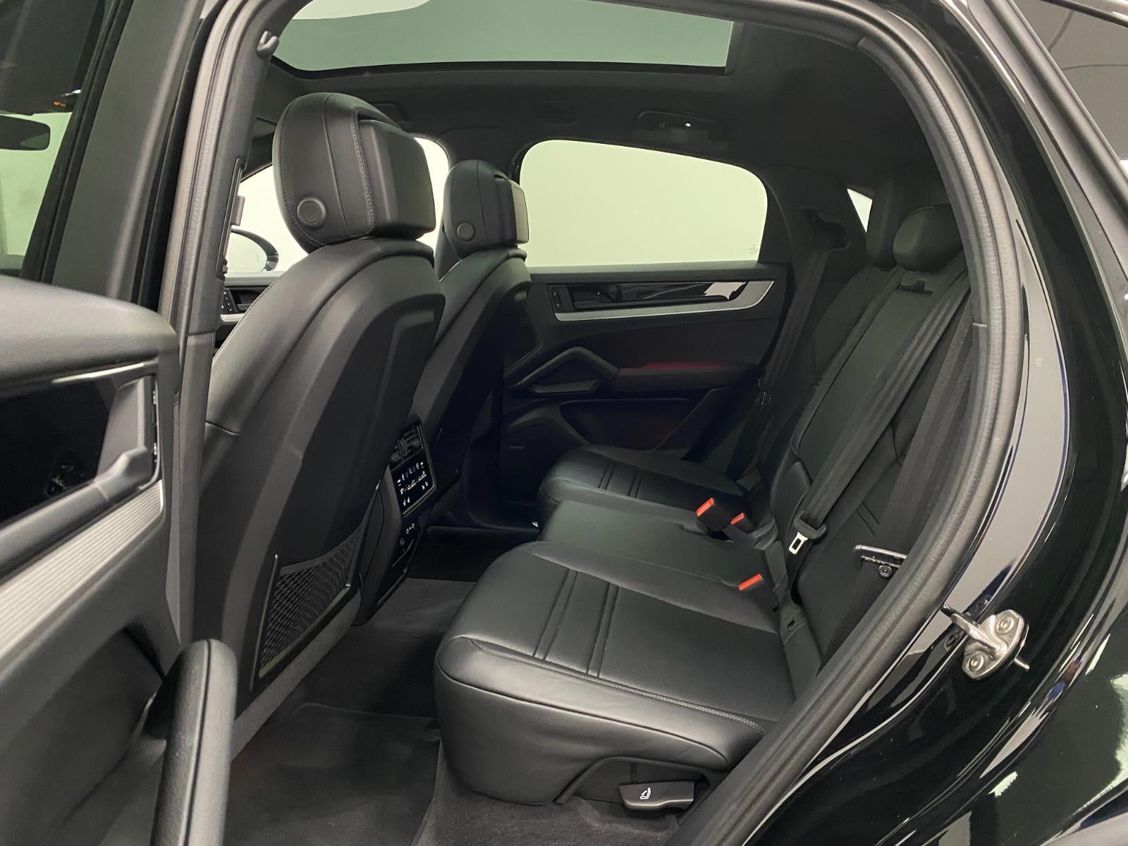 2026 Porsche Cayenne Coupe AWD
