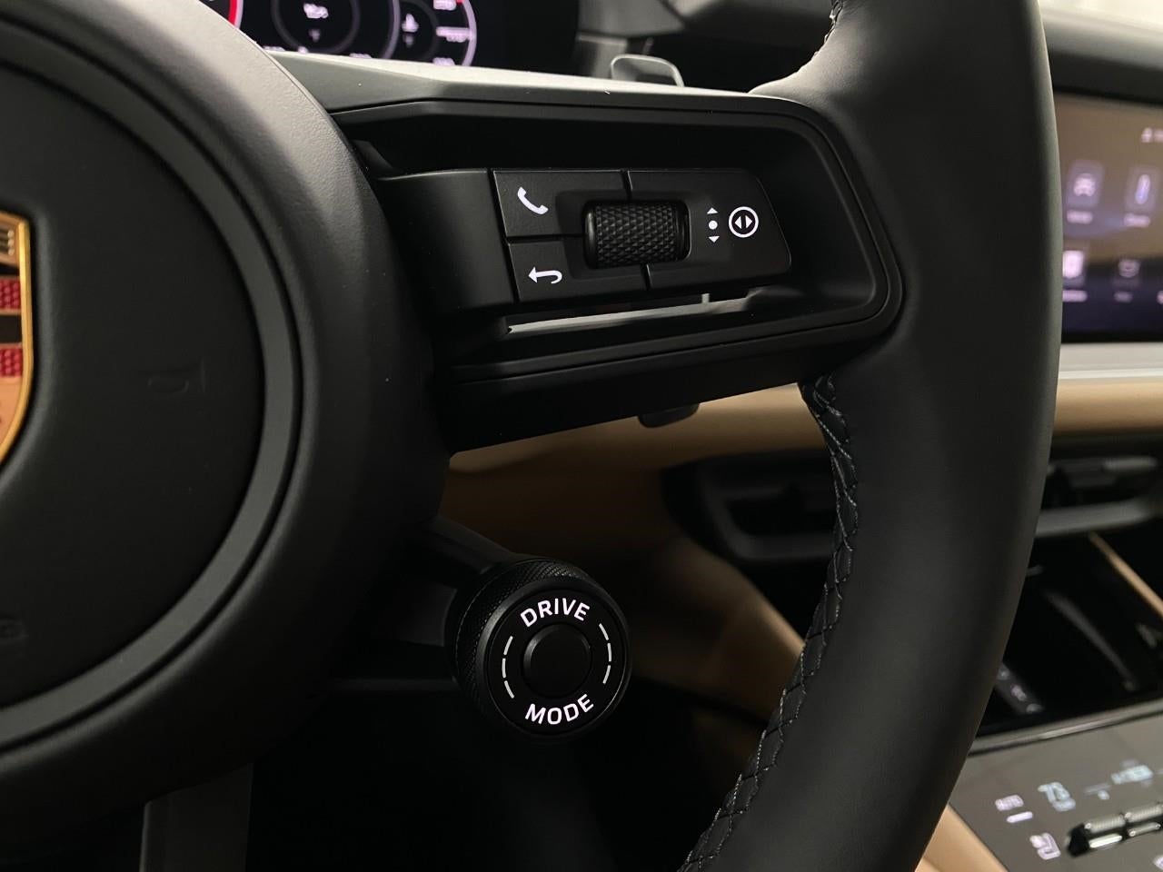 2026 Porsche Cayenne Coupe AWD