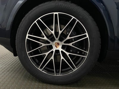 2026 Porsche Cayenne Coupe AWD