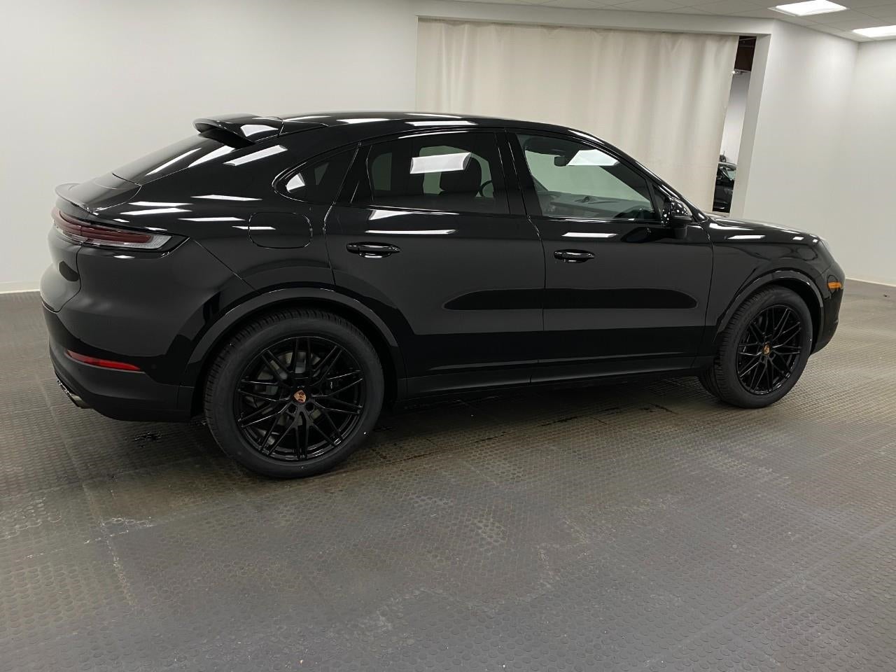 2026 Porsche Cayenne Coupe AWD