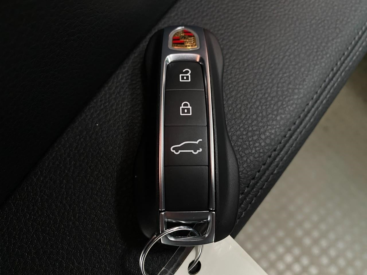 2026 Porsche Cayenne Coupe AWD