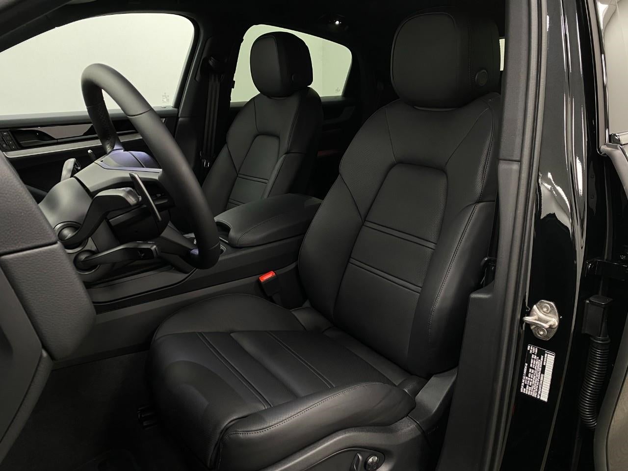 2026 Porsche Cayenne Coupe AWD