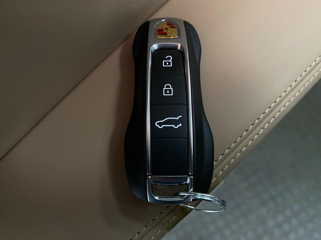 2026 Porsche Cayenne E-Hybrid