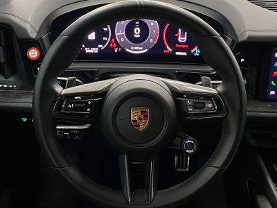 2025 Porsche Cayenne GTS