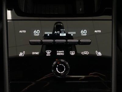 2025 Porsche Cayenne GTS