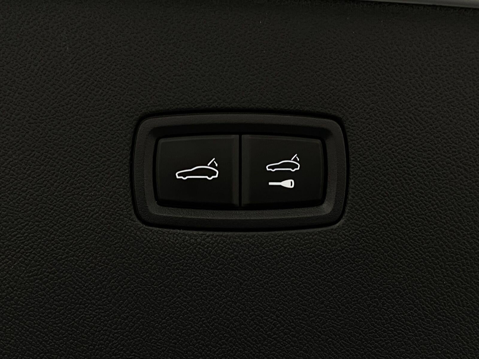 2025 Porsche Cayenne GTS