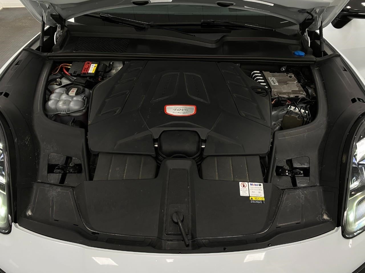 2022 Porsche Cayenne Turbo GT