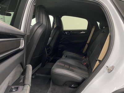 2022 Porsche Cayenne Turbo GT