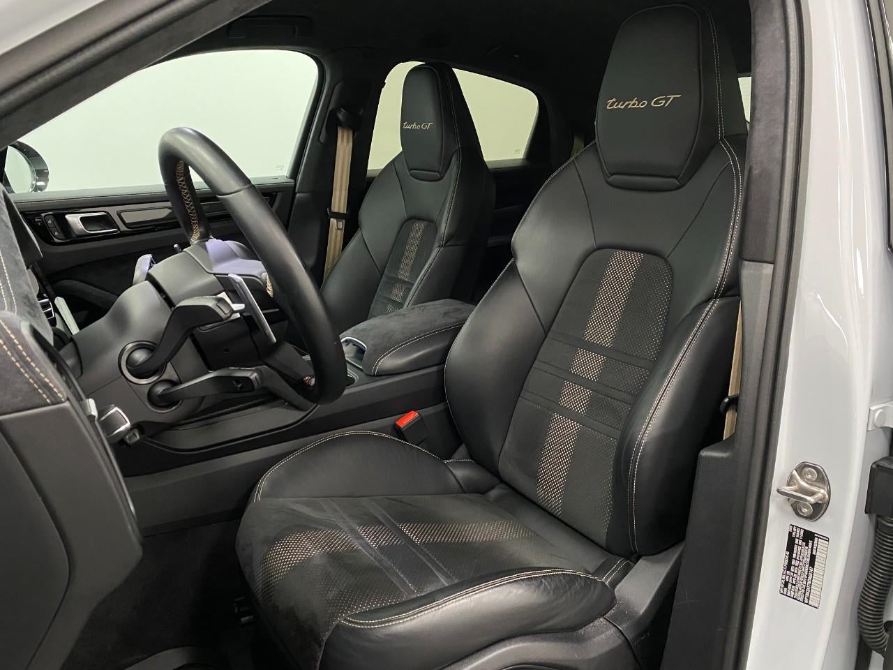 2022 Porsche Cayenne Turbo GT