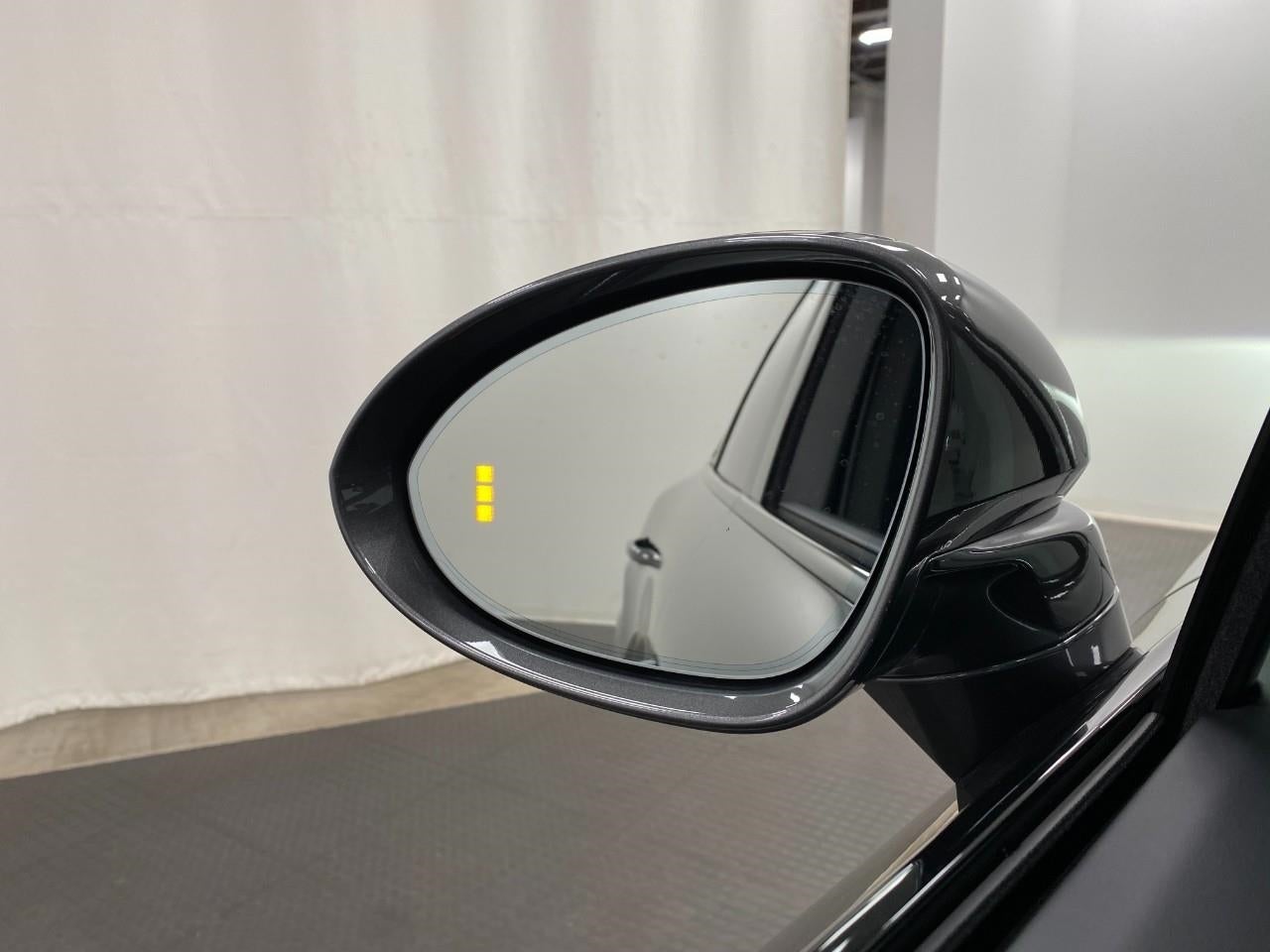 2025 Porsche Cayenne S