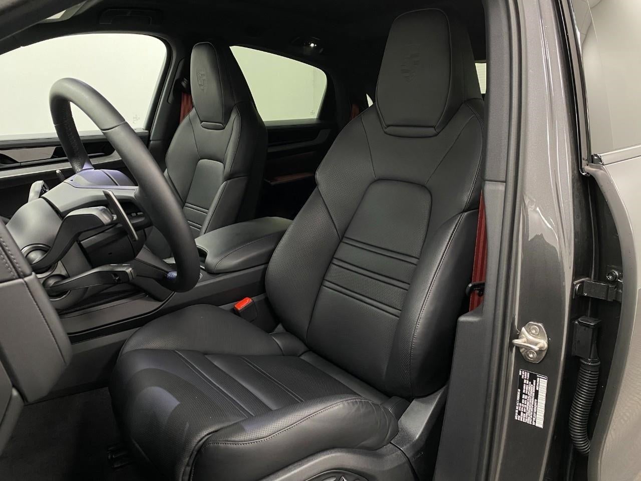 2025 Porsche Cayenne S