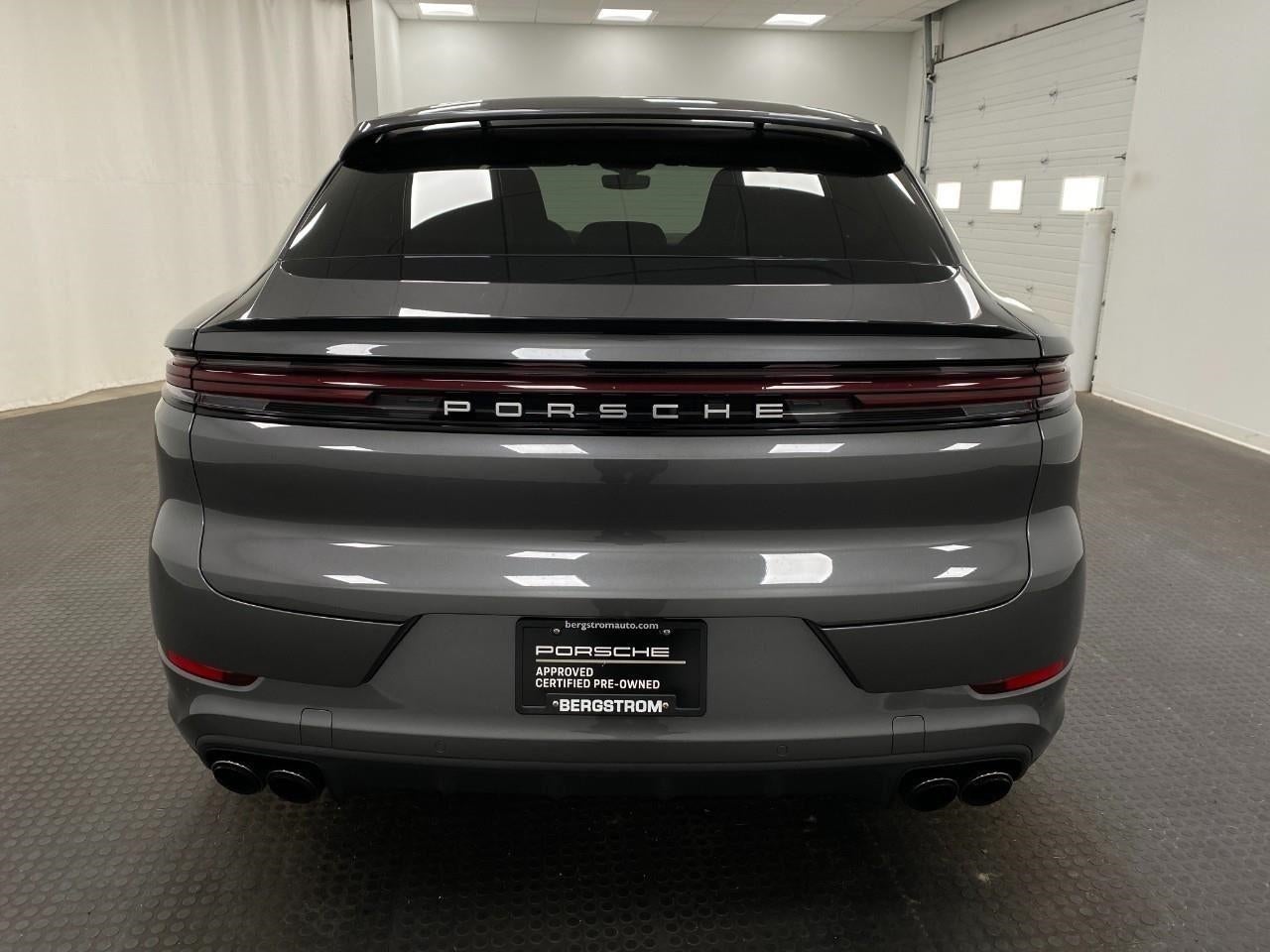 2025 Porsche Cayenne S