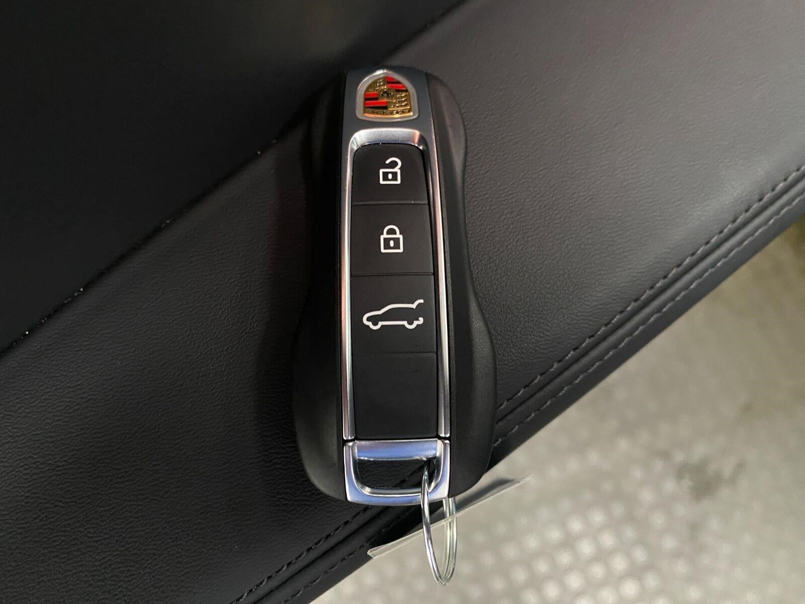 2026 Porsche Cayenne S