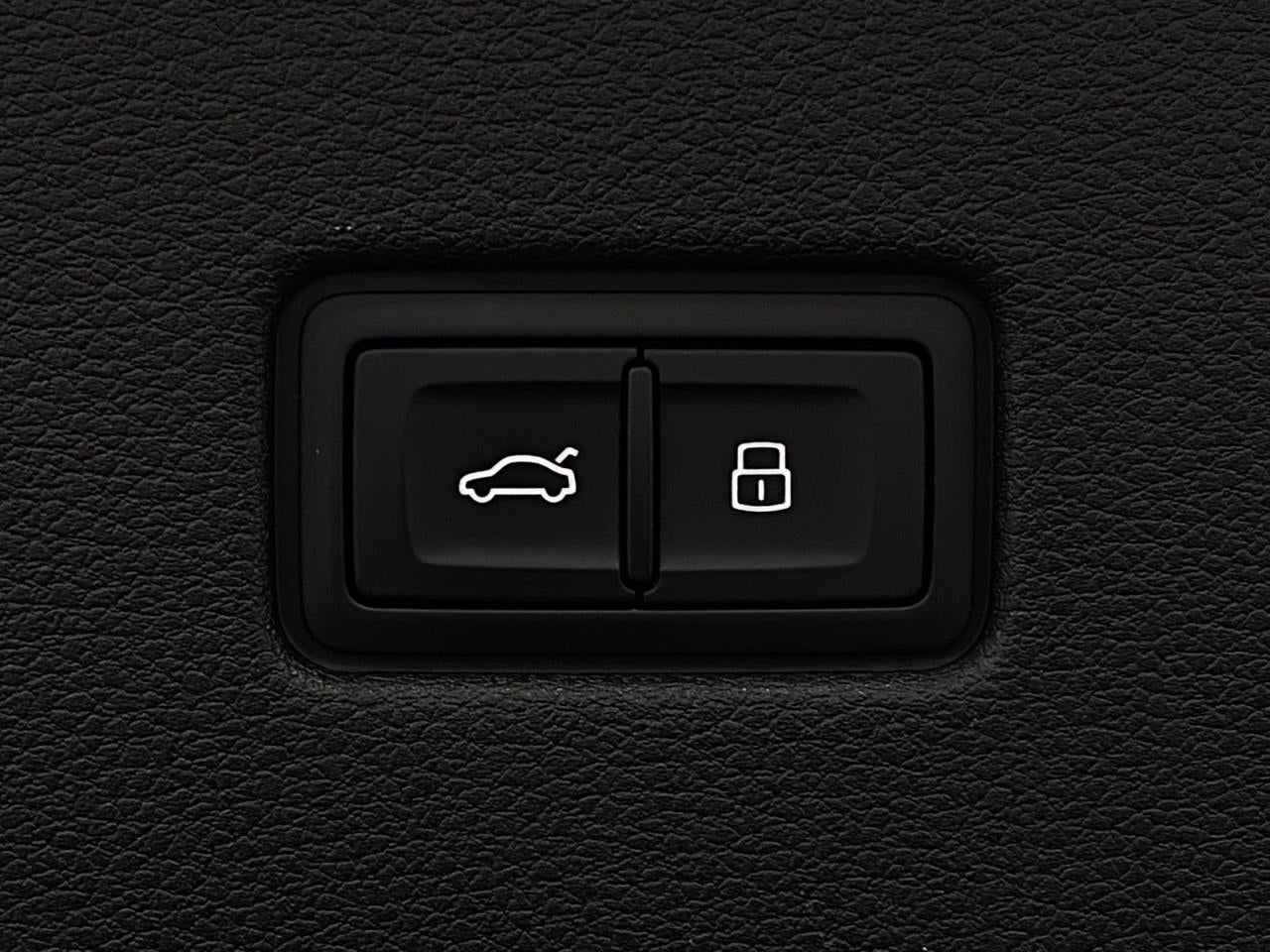 2025 Audi RS Q8 performance 4.0 TFSI quattro