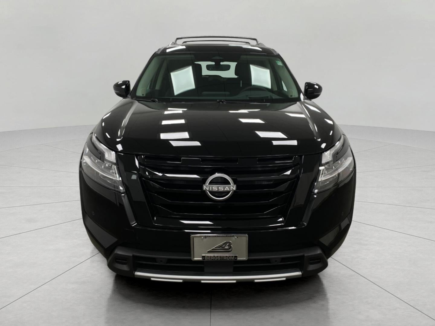 2024 Nissan Pathfinder Platinum 4WD