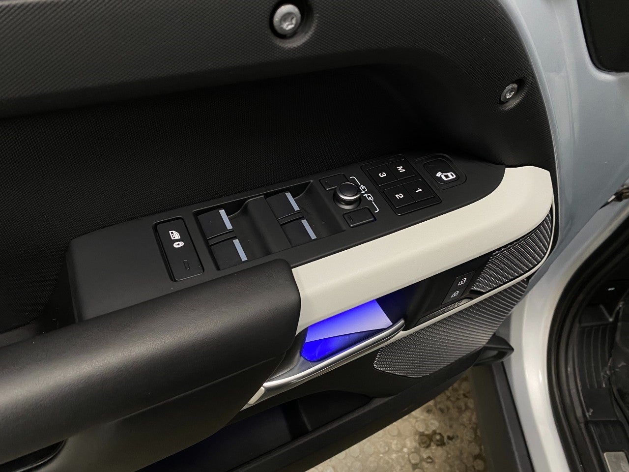 2022 Land Rover Defender 110 XS Edition AWD