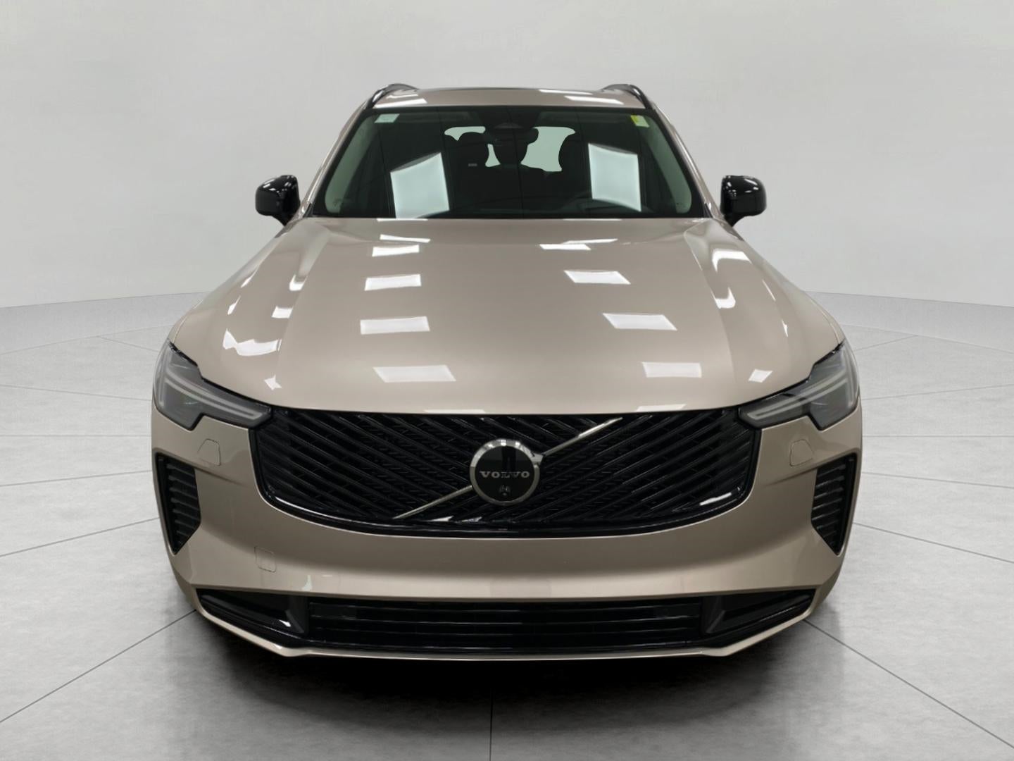 2026 Volvo XC90 B6 AWD Ultra Dark Theme 7-Seater